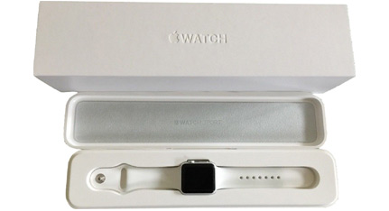 Apple Watch SE GPS 40mm Silver with White Sport Band
